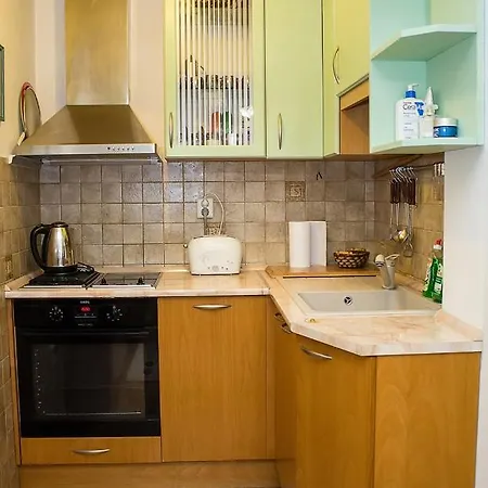 Big Happy Family ⁂ 2-bdr - Central Apartment