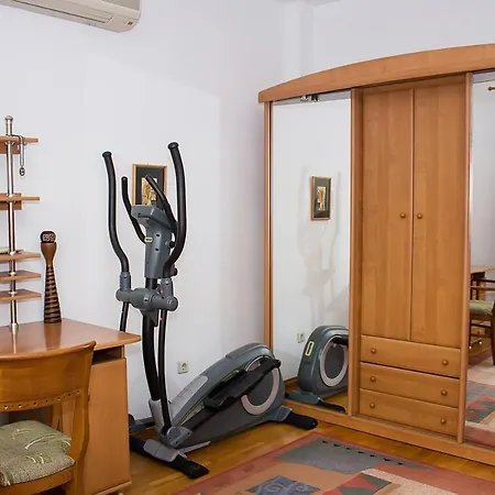 Big Happy Family ⁂ 2-bdr - Central Apartment